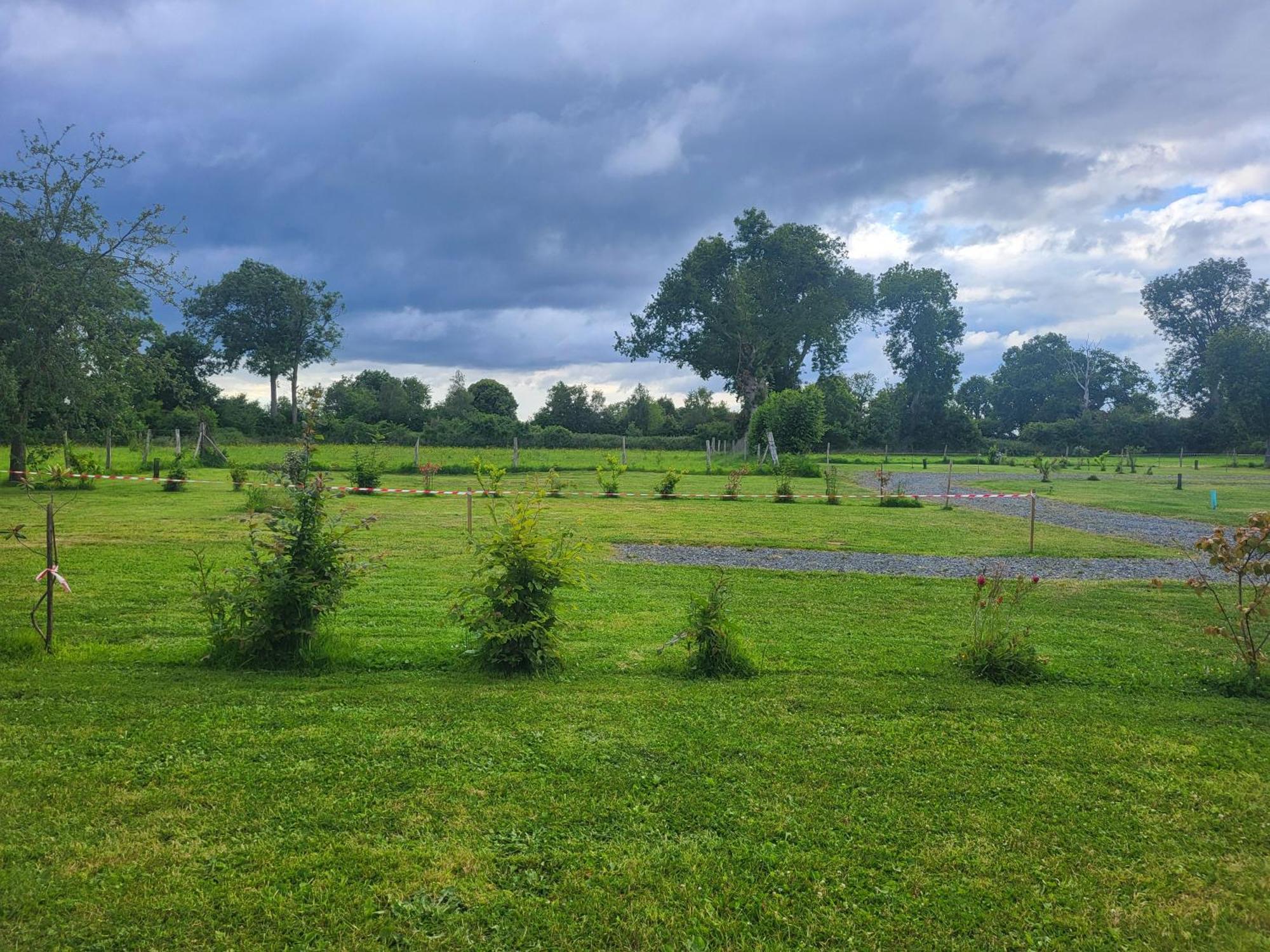 Camping Aire Natuelle D'Agy Exteriör bild